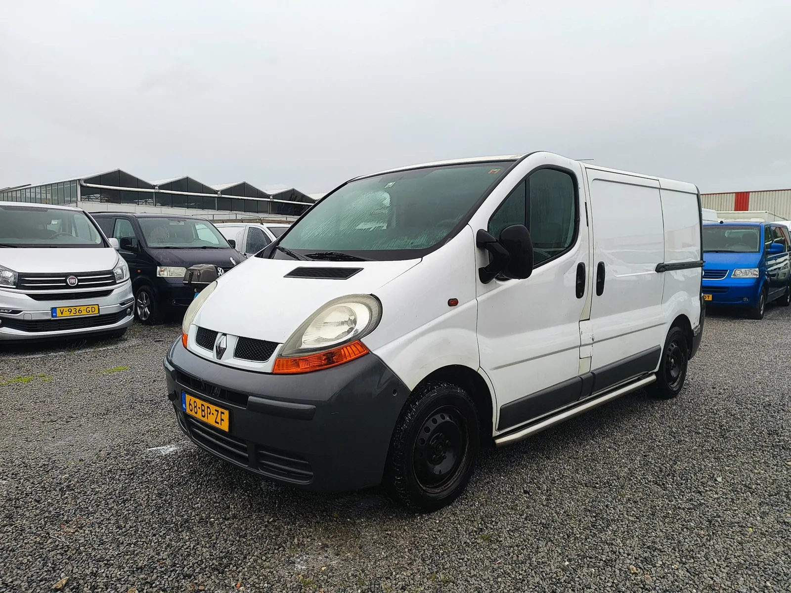 Renault Trafic (2004) — foto 1