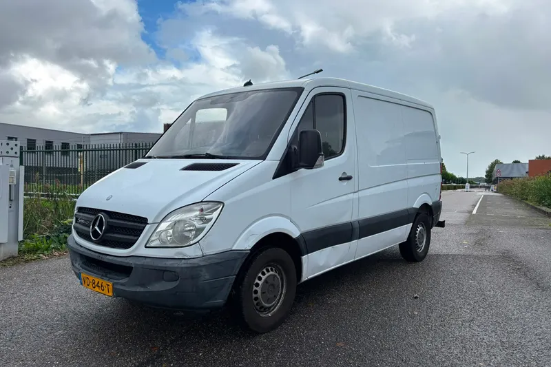 Mercedes-Benz Sprinter (2013)