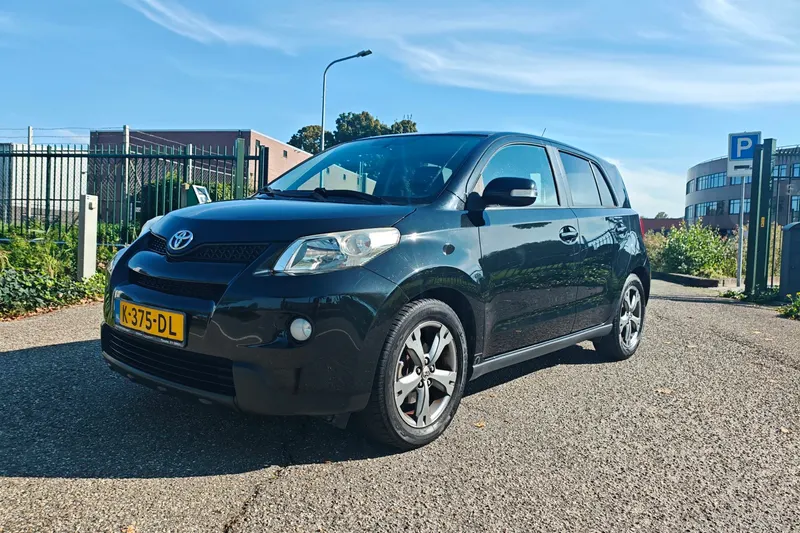 Toyota Urban Cruiser (2009)