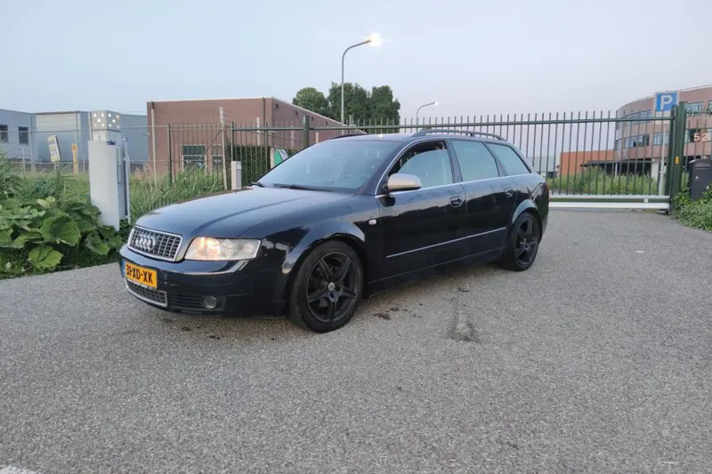 Audi A4 (2001)