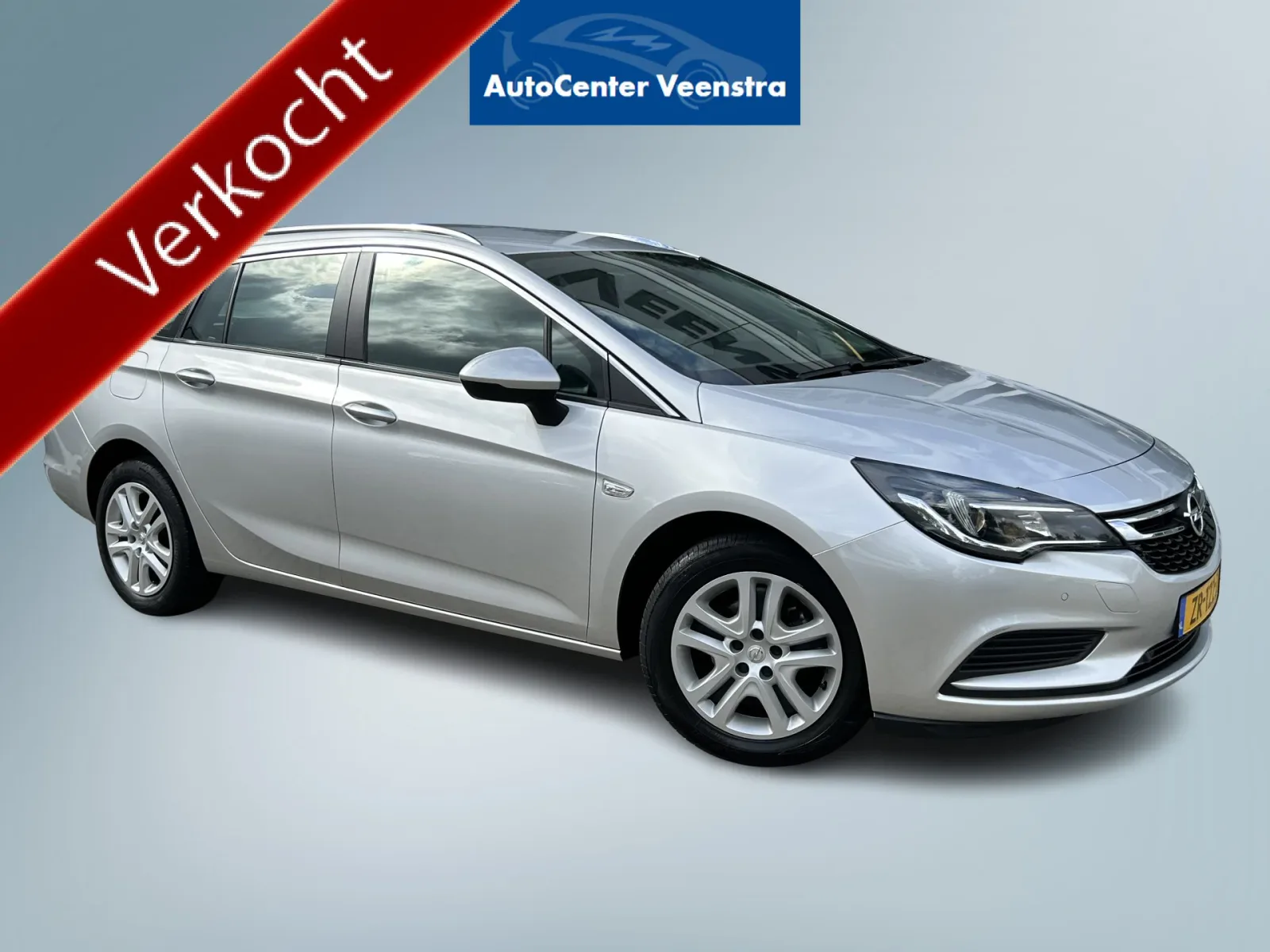 Opel Astra (2019) — foto 1