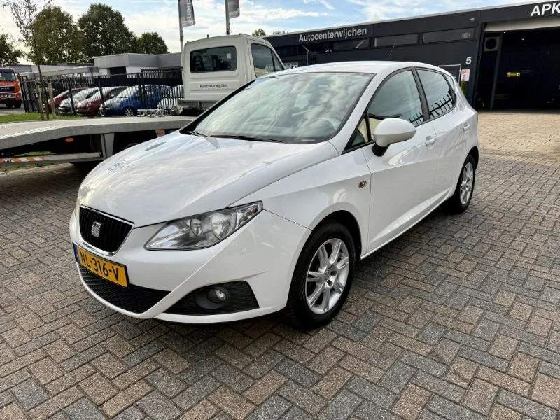 SEAT Ibiza (2009) — foto 1