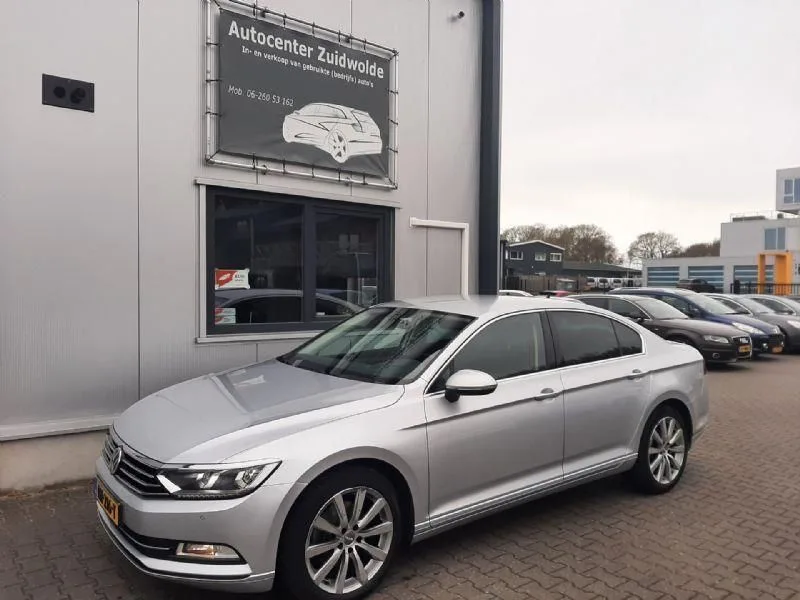 Volkswagen Passat (2018) — foto 1