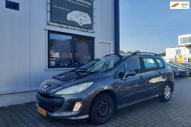 Peugeot 308 (2010)
