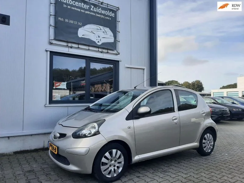Toyota Aygo (2007) — foto 1