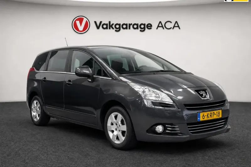 Peugeot 5008 (2013)