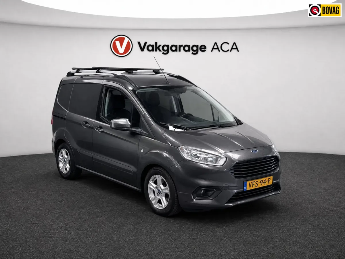 Ford Transit Courier (2020) — foto 1