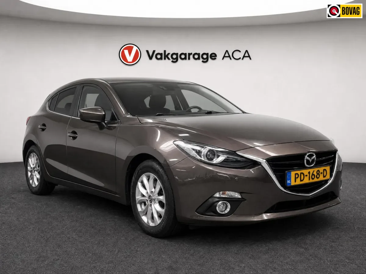 Mazda 3 (2016) — foto 1