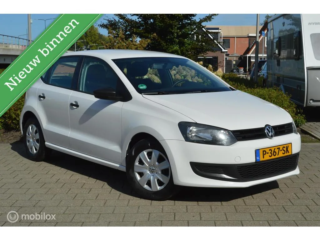 Volkswagen Polo (2013) — foto 1