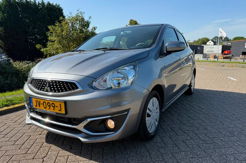 Mitsubishi Space Star (2016)
