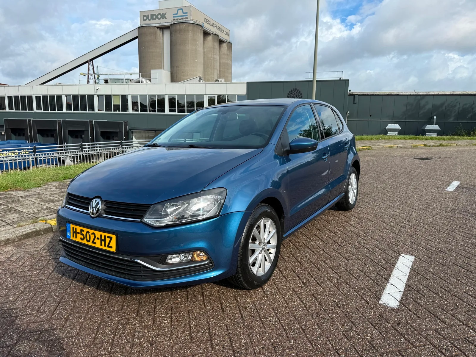 Volkswagen Polo (2016) — foto 1