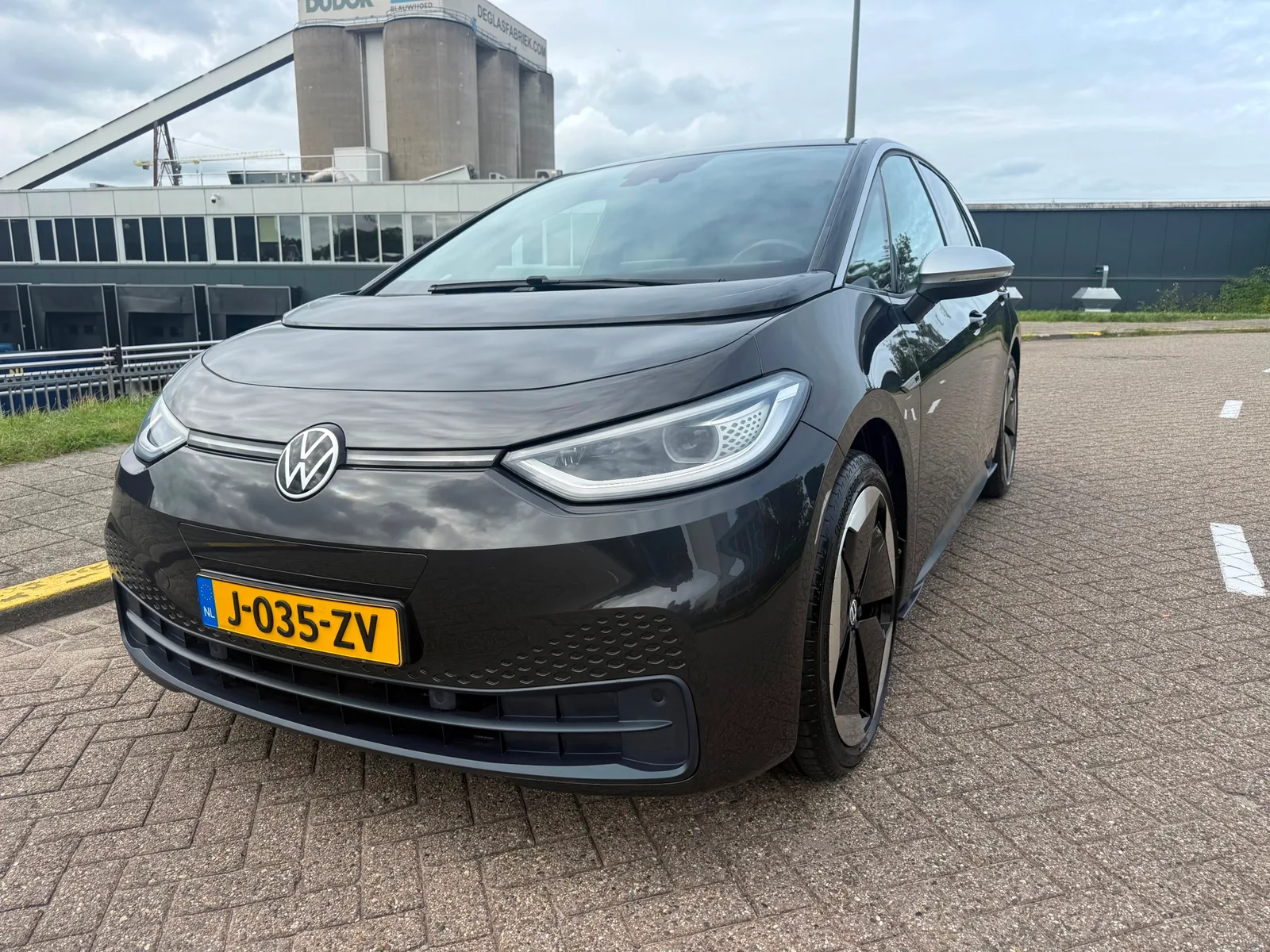 Volkswagen ID.3 (2020) — foto 1