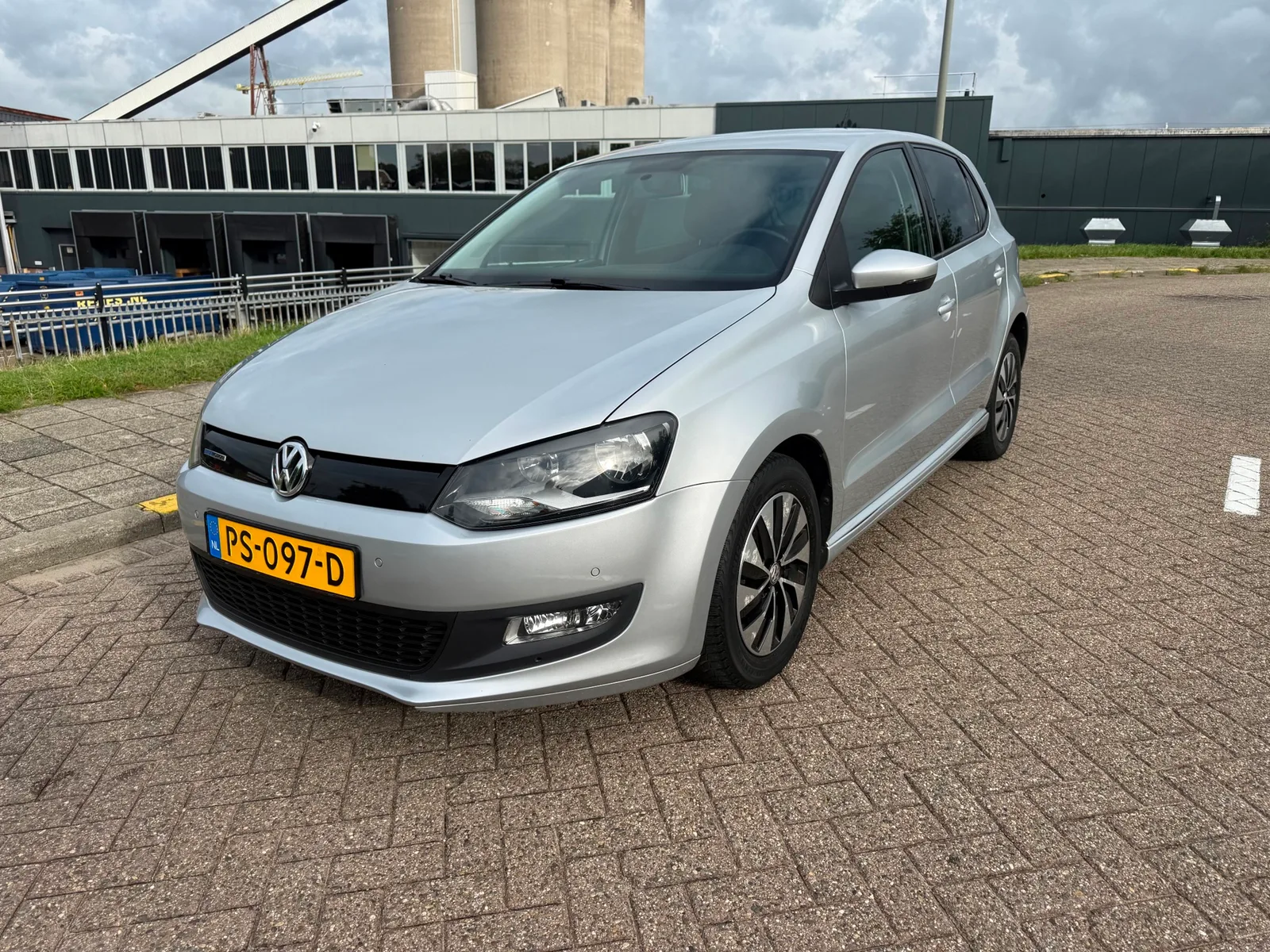 Volkswagen Polo (2017) — foto 1