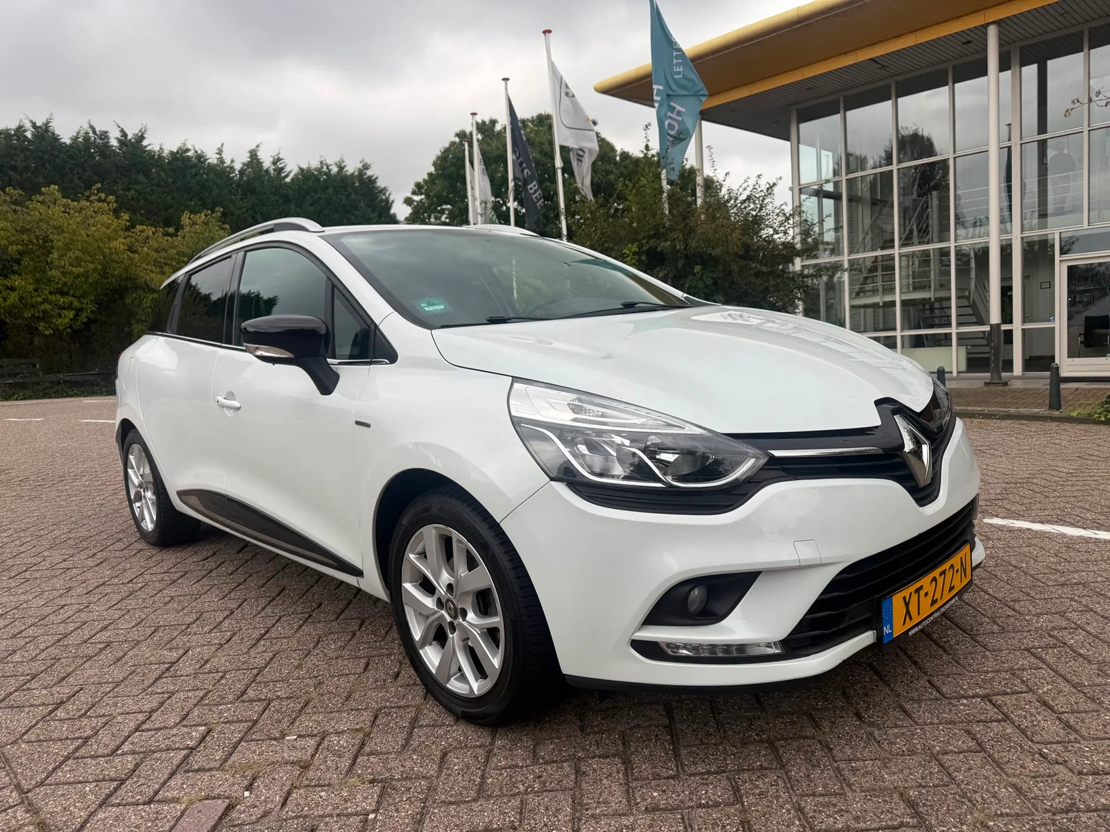 Renault Clio (2019) — foto 1