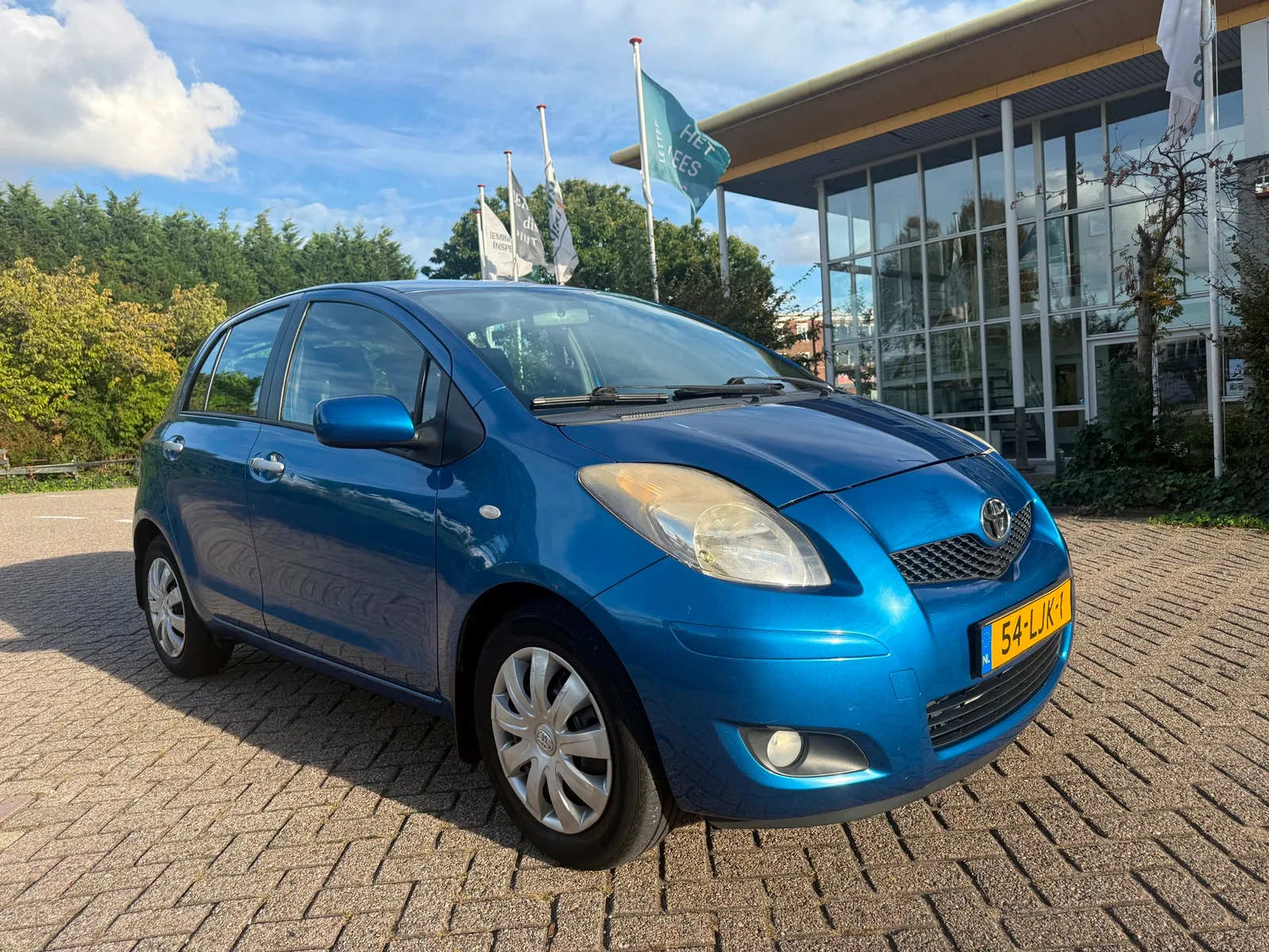 Toyota Yaris (2010) — foto 1