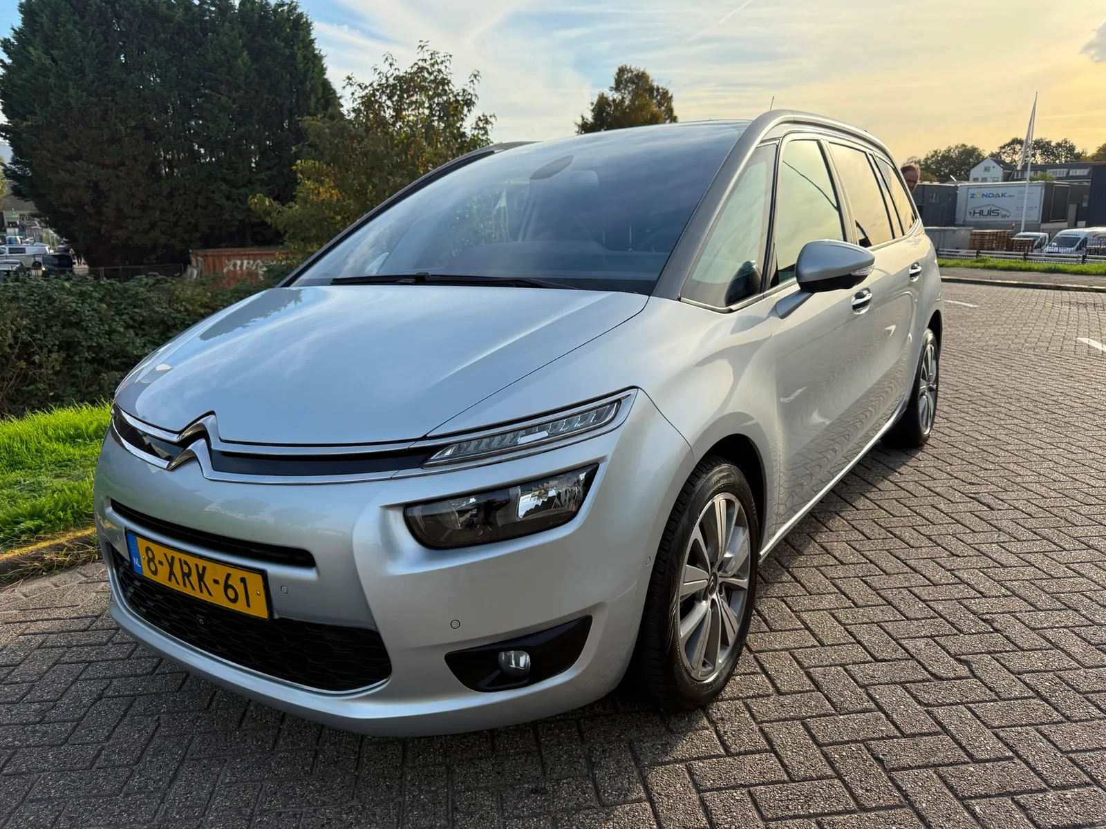 Citroën Grand C4 Picasso (2014) — foto 1