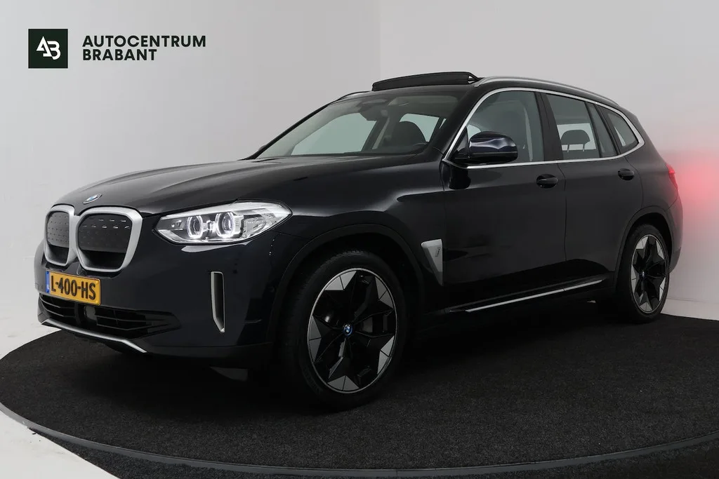 BMW iX3 (2021) — foto 1