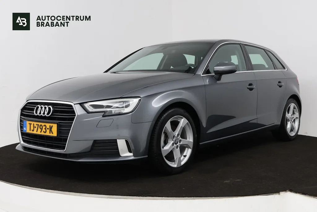 Audi A3 (2018) — foto 1