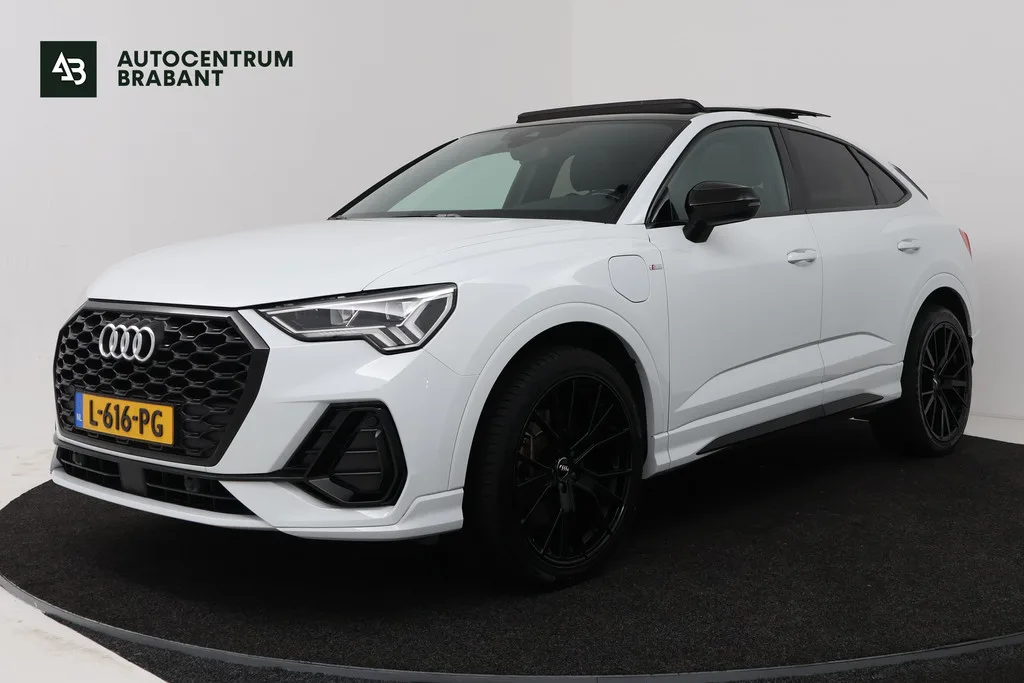 Audi Q3 Sportback (2021) — foto 1
