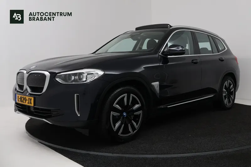BMW iX3 (2021)