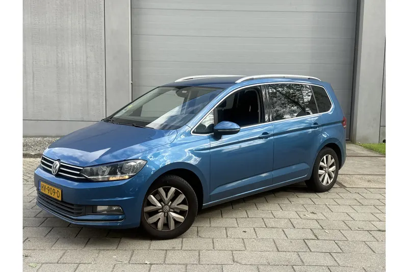 Volkswagen Touran (2015)