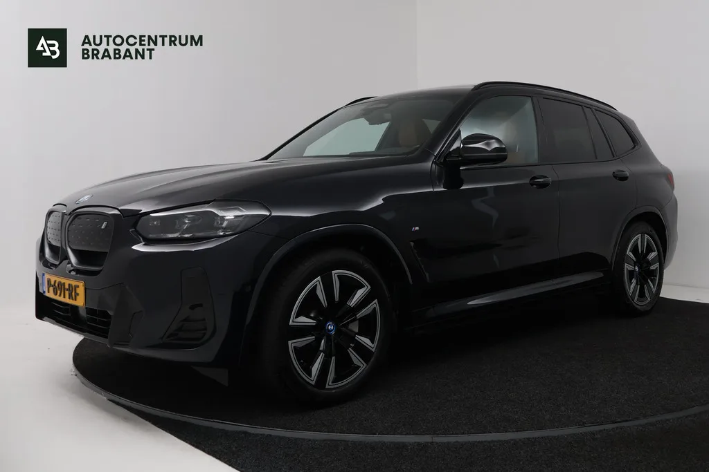 BMW iX3 (2022) — foto 1