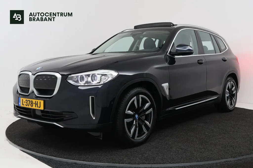 BMW iX3 (2021) — foto 1