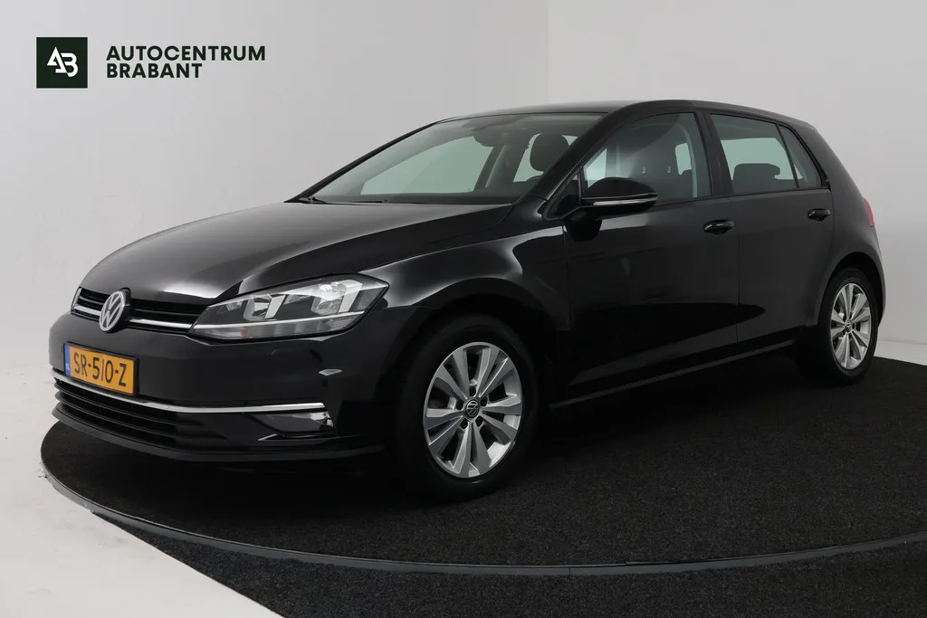 Volkswagen Golf (2017) — foto 1