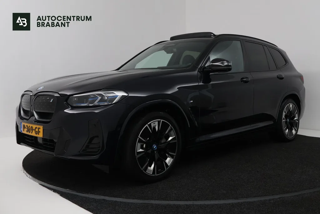 BMW iX3 (2022) — foto 1