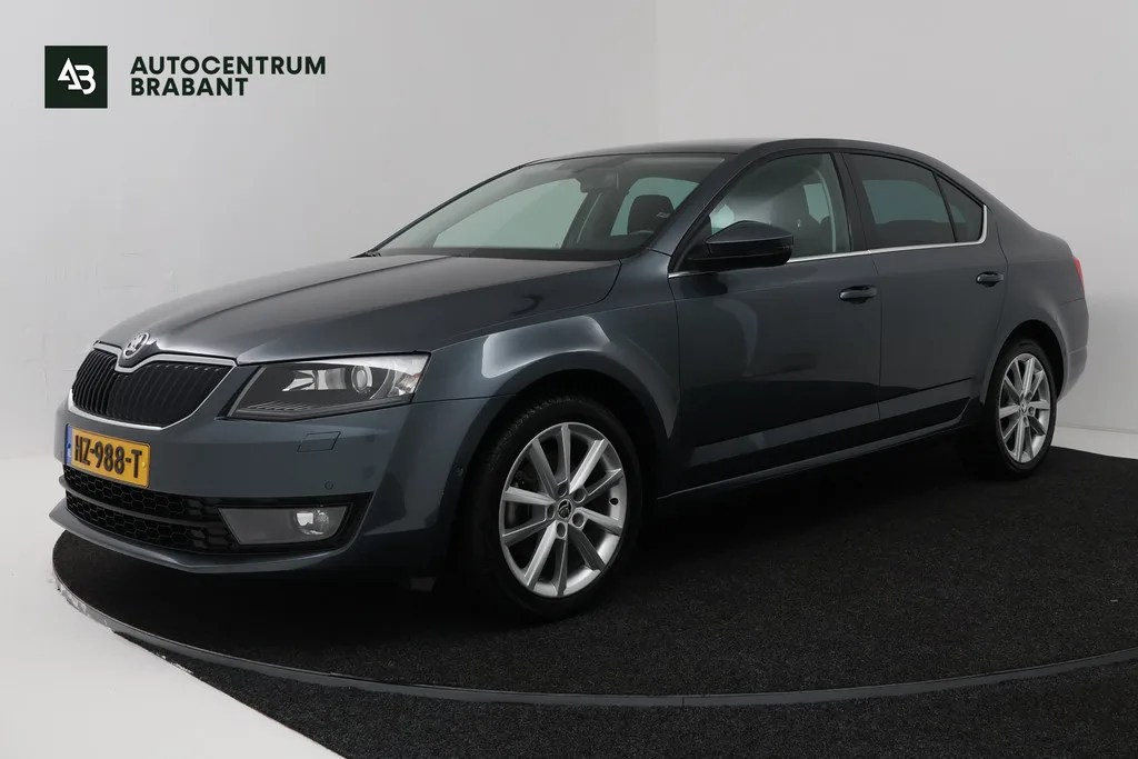 Škoda Octavia (2016) — foto 1