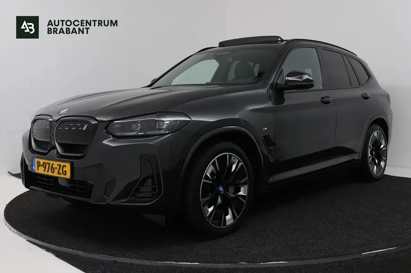 BMW iX3 (2022)