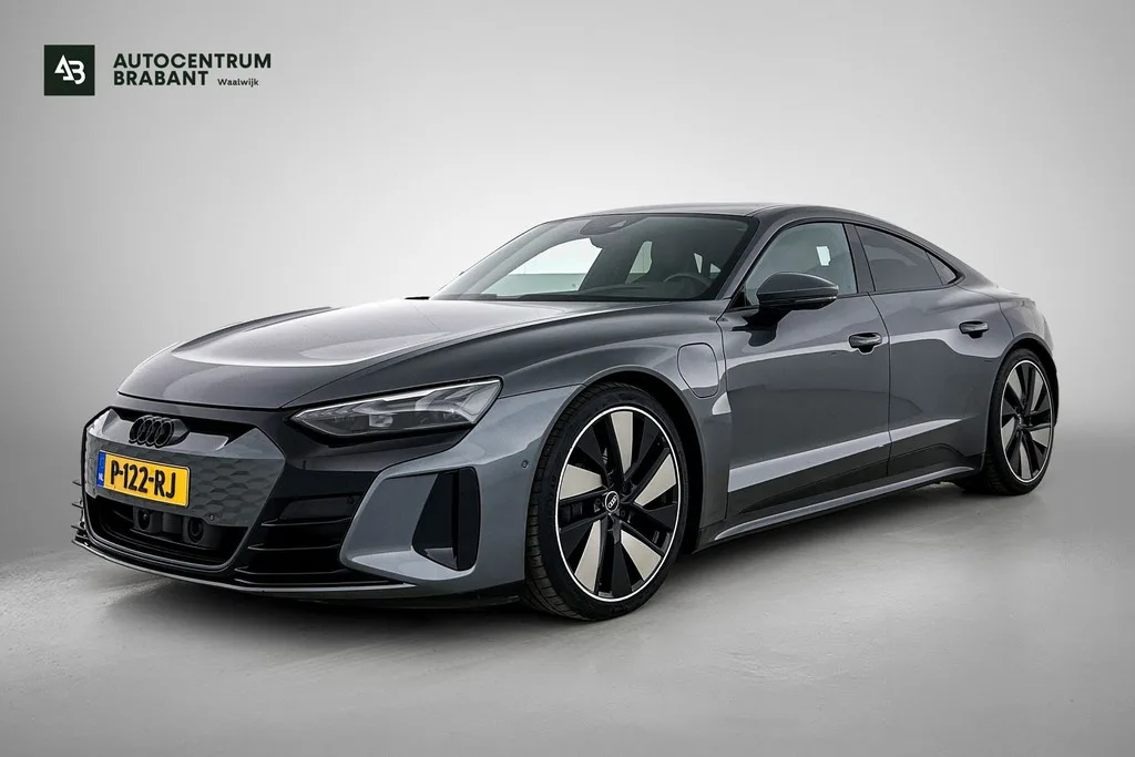 Audi e-tron (2022) — foto 1