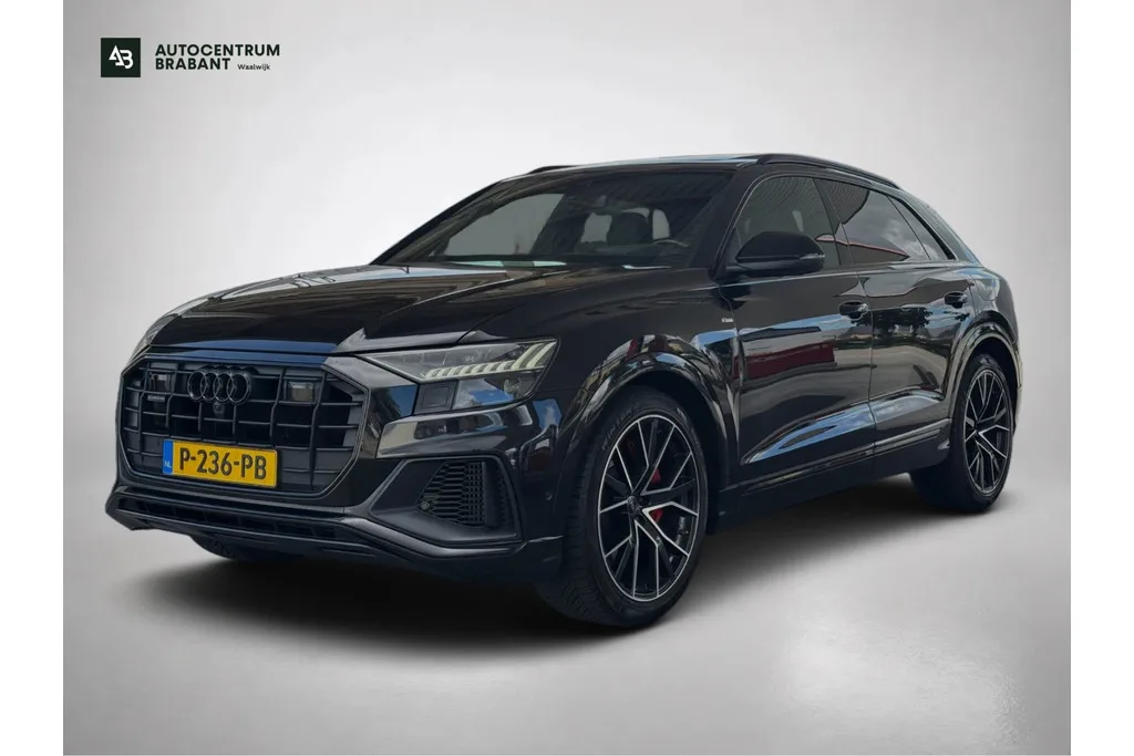 Audi Q8 (2021) — foto 1