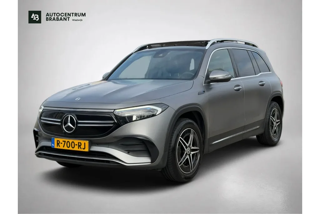 Mercedes-Benz EQB (2022) — foto 1