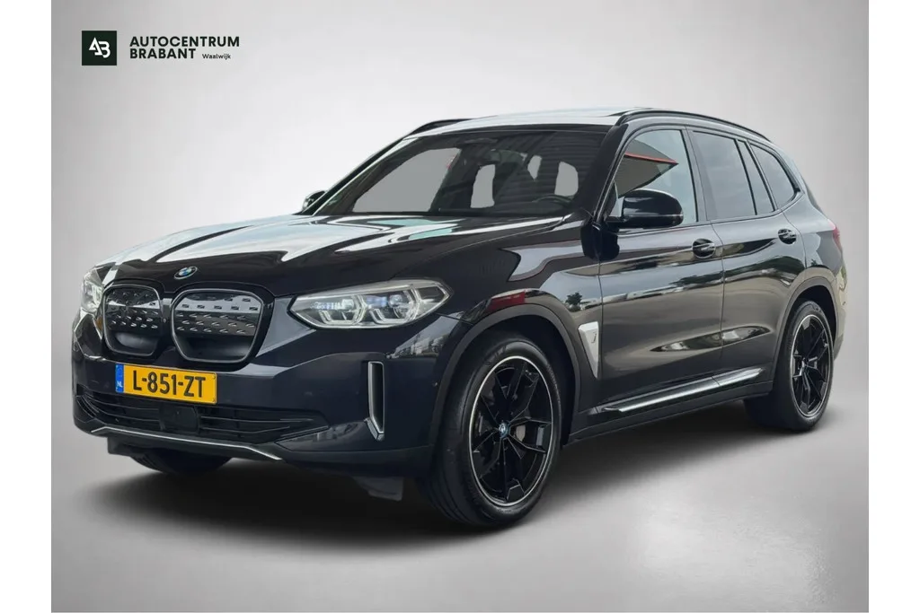 BMW iX3 (2021) — foto 1