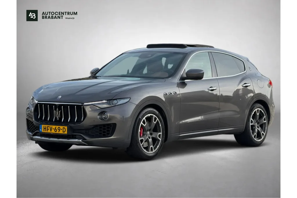 Maserati Levante (2016) — foto 1
