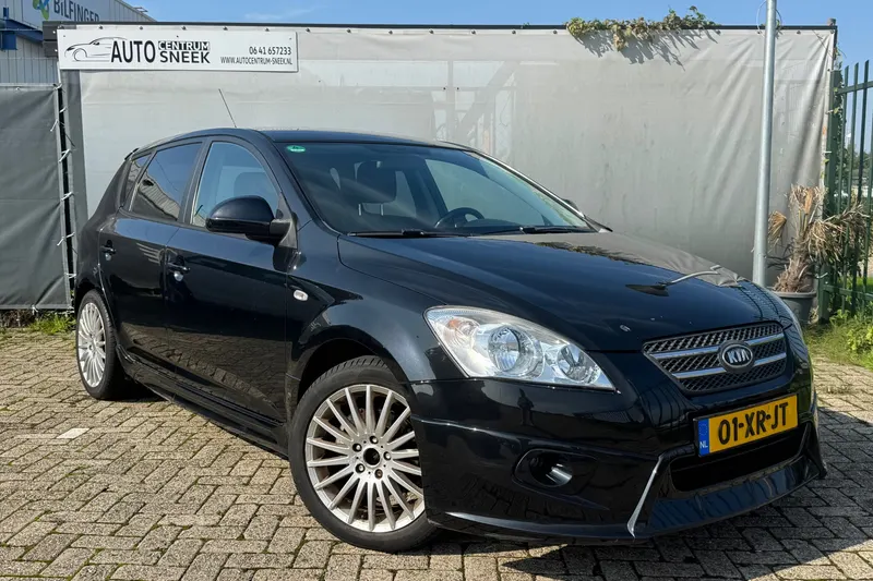 Kia Ceed (2007)