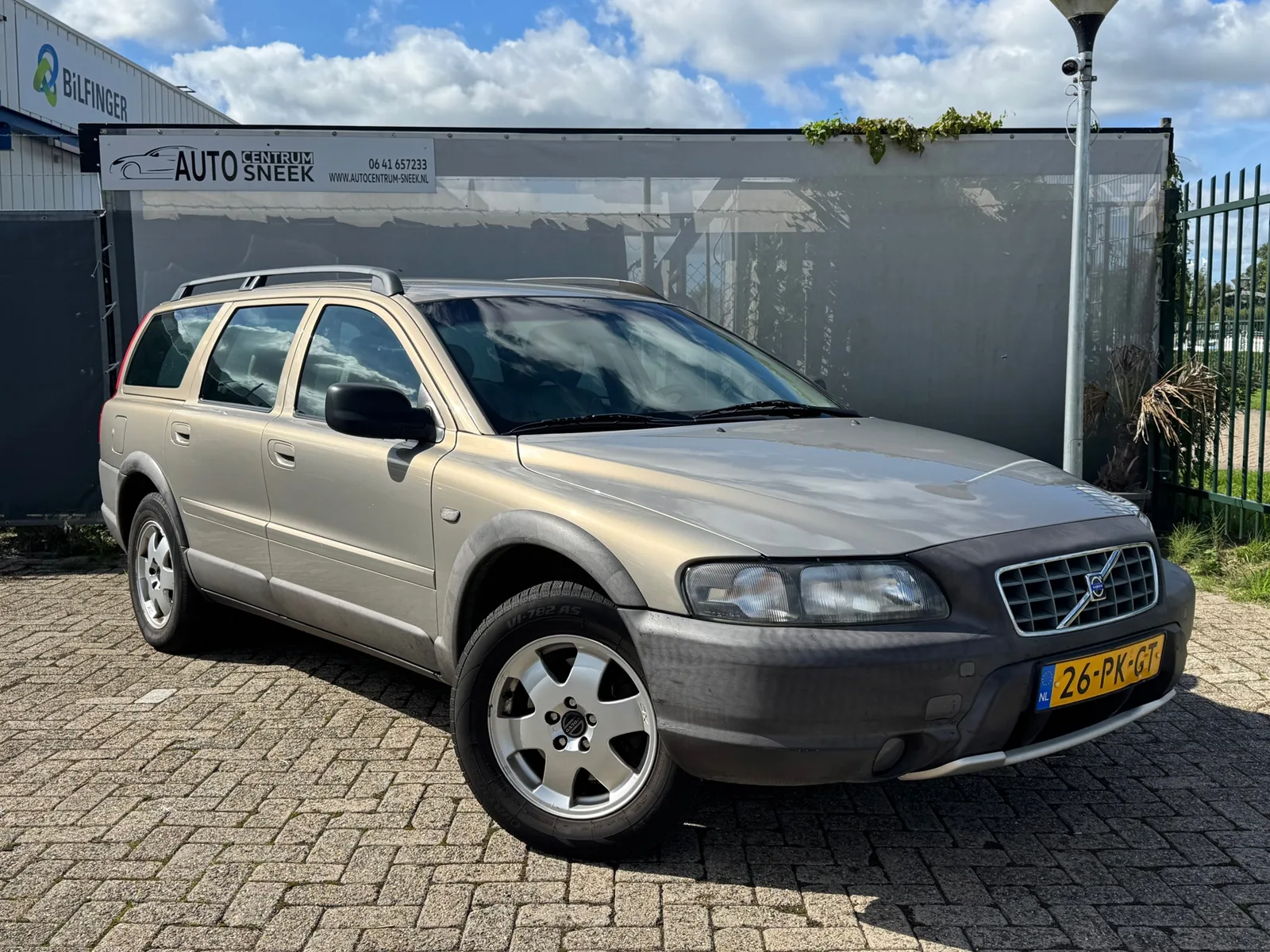 Volvo V70 Cross Country (2001) — foto 1