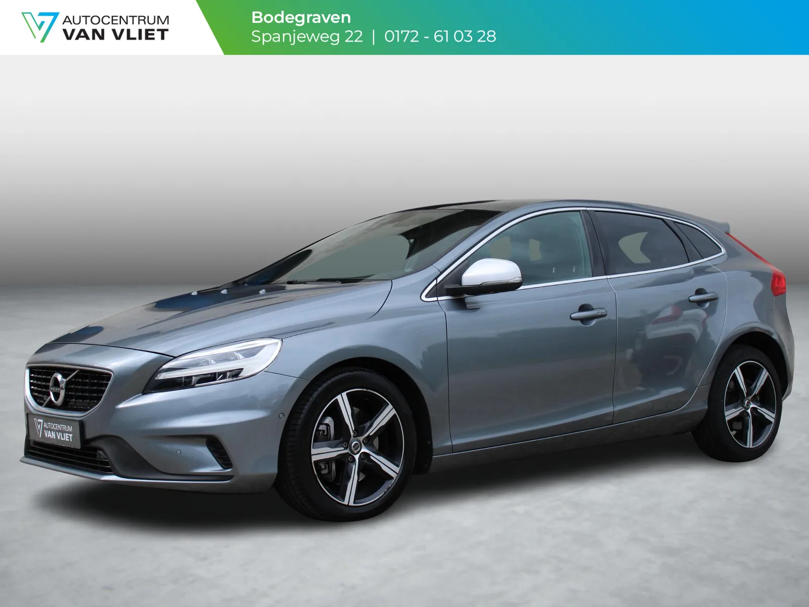 Volvo V40 (2019) — foto 1