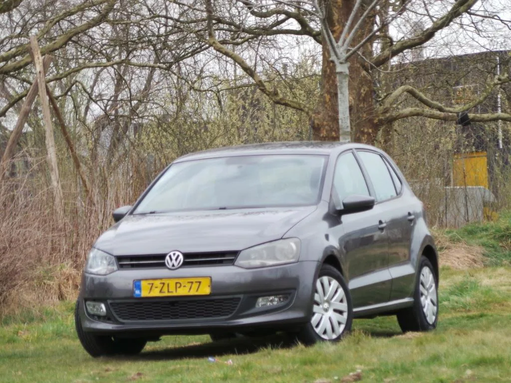 Volkswagen Polo (2011) — foto 1