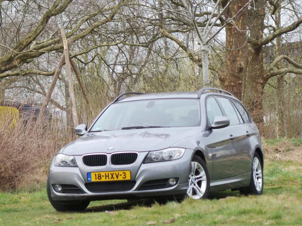 BMW 3-Serie (2009) — foto 1