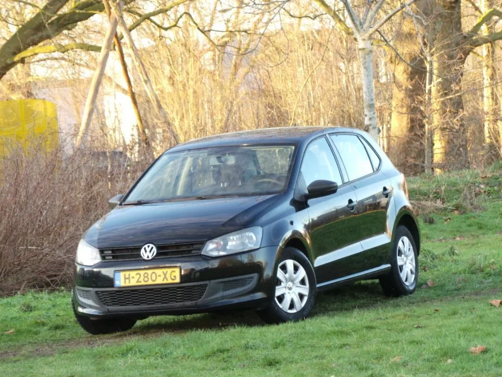 Volkswagen Polo (2012) — foto 1