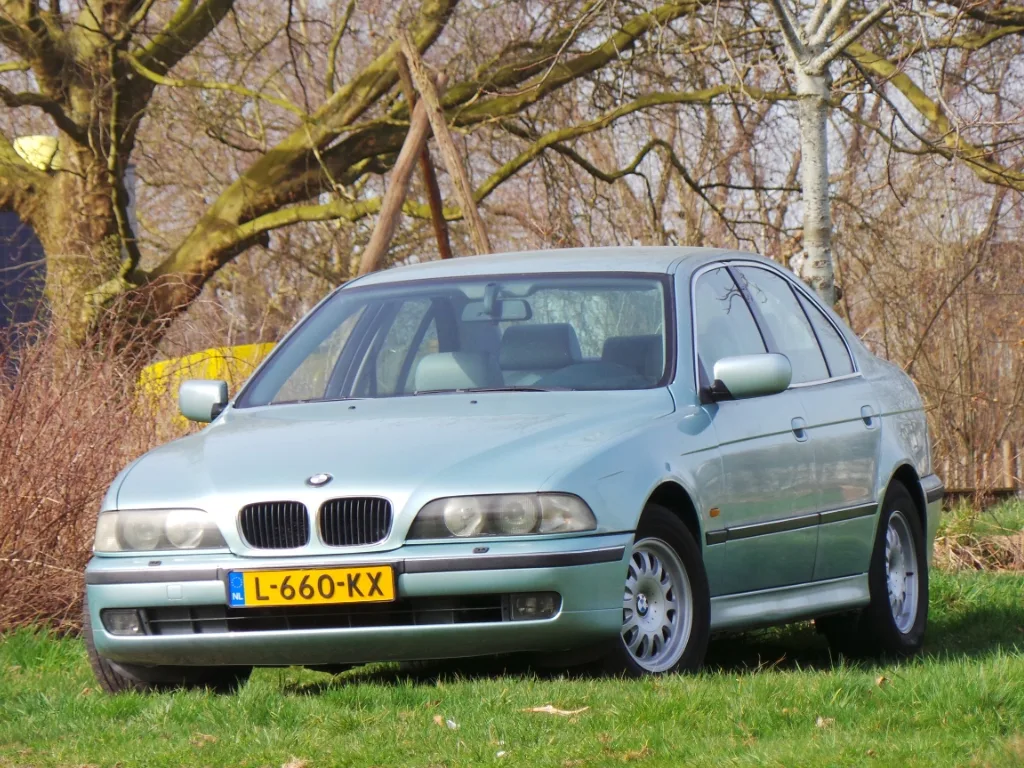 BMW 5-Serie (1999) — foto 1
