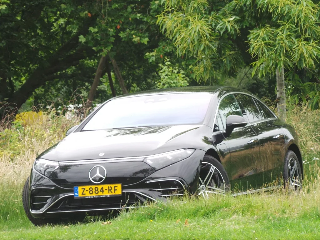 Mercedes-Benz EQS (2023) — foto 1