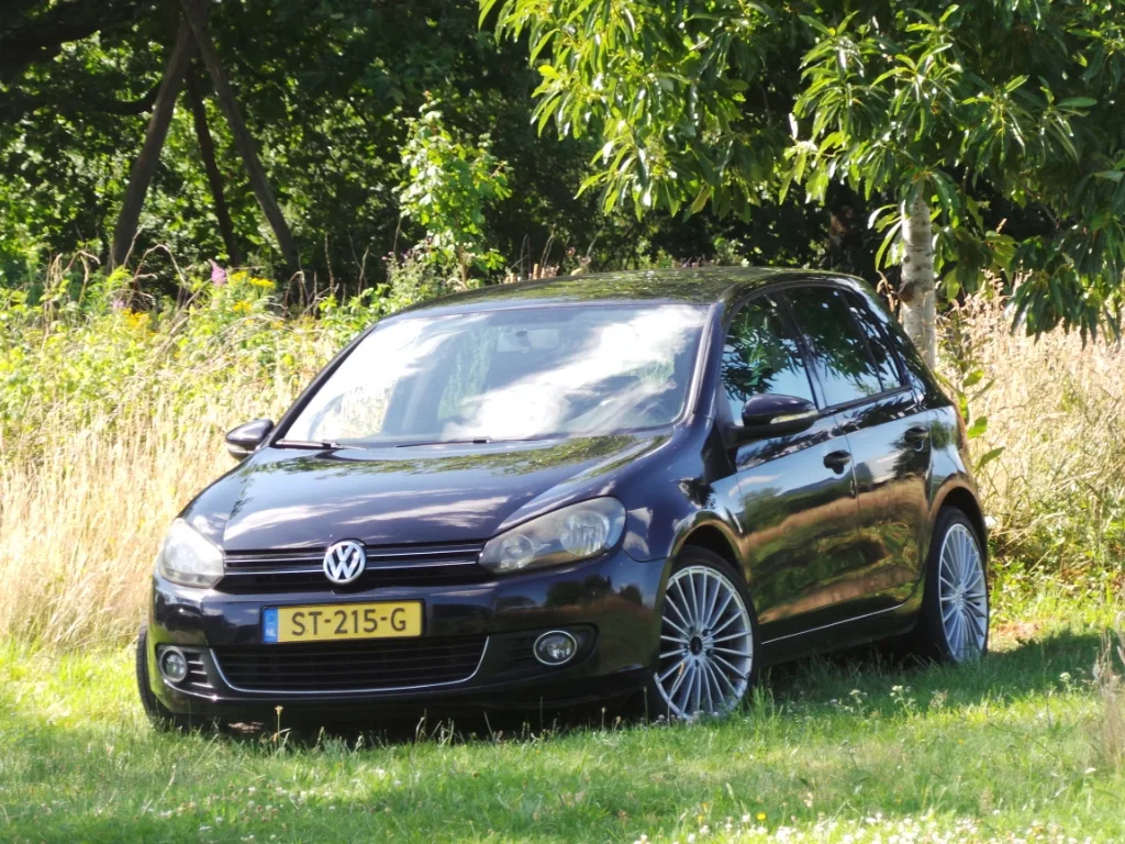 Volkswagen Golf (2009) — foto 1