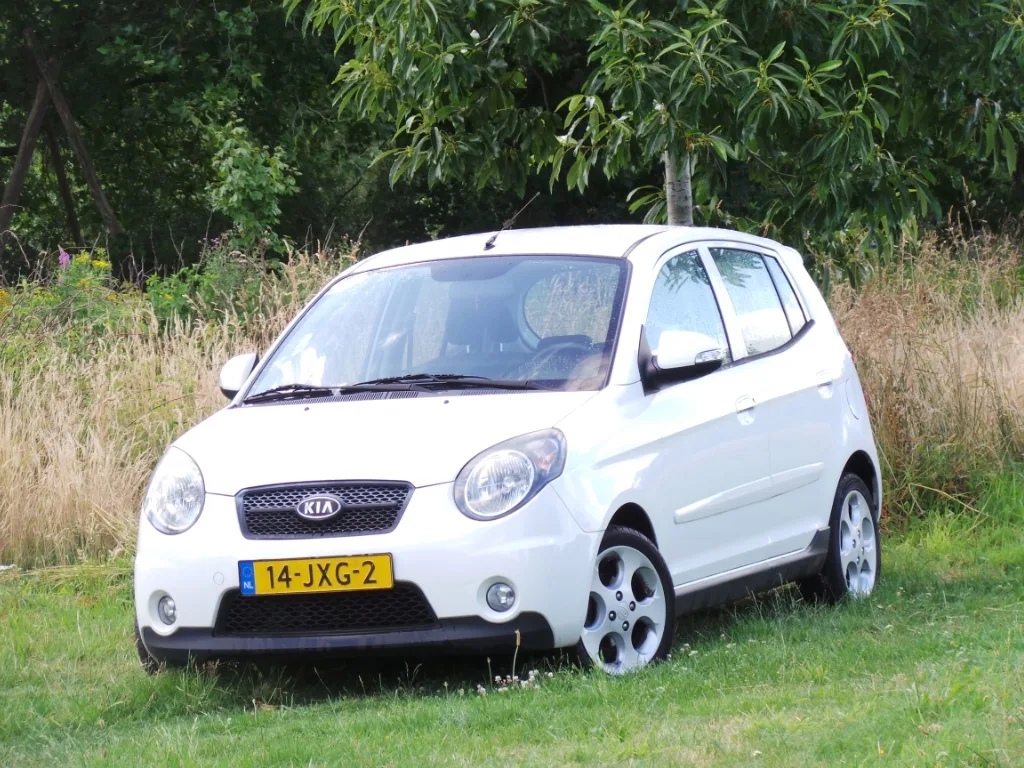 Kia Picanto (2009) — foto 1