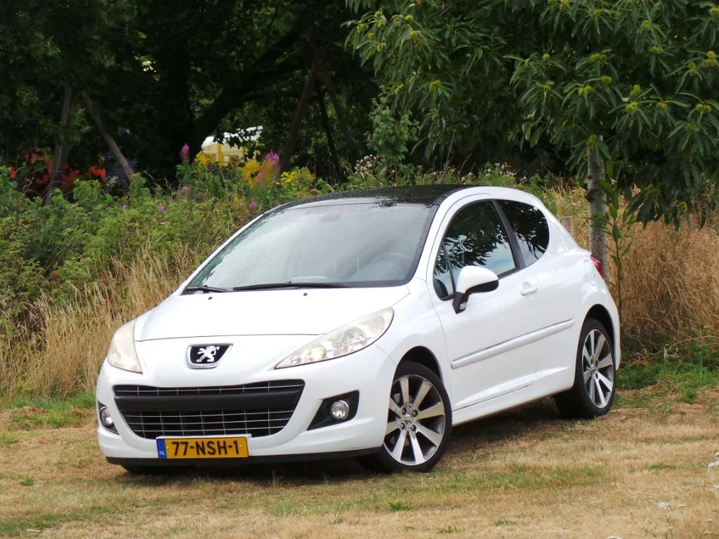 Peugeot 207 (2011) — foto 1