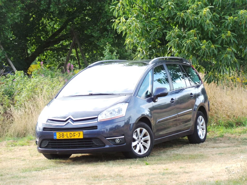 Citroën Grand C4 Picasso (2010) — foto 1