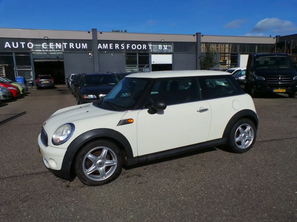 MINI One (2009) — foto 1