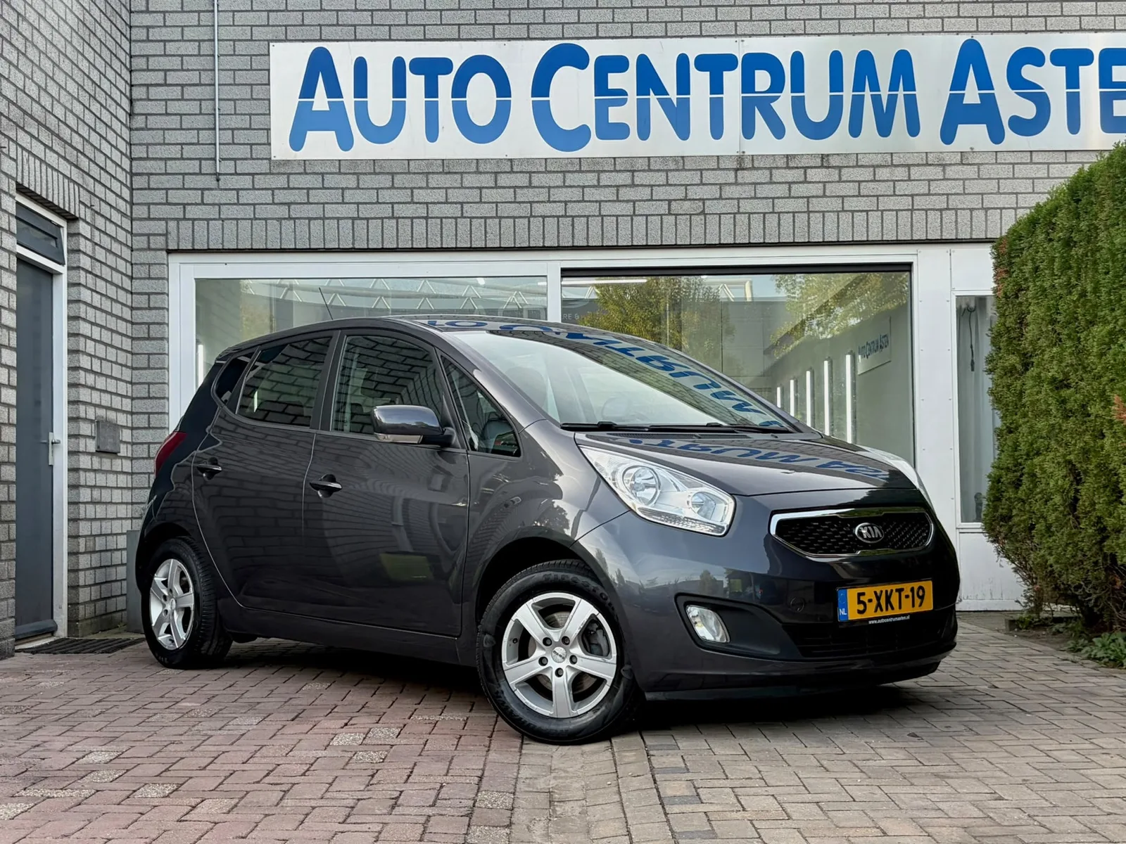 Kia Venga (2014) — foto 1